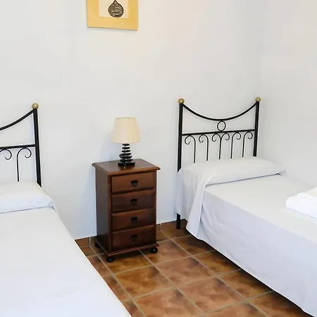 Daire Casa Con Jardin Privado Y Piscina Comunitaria Con 2 Casas Solo Alquilamos A Familias