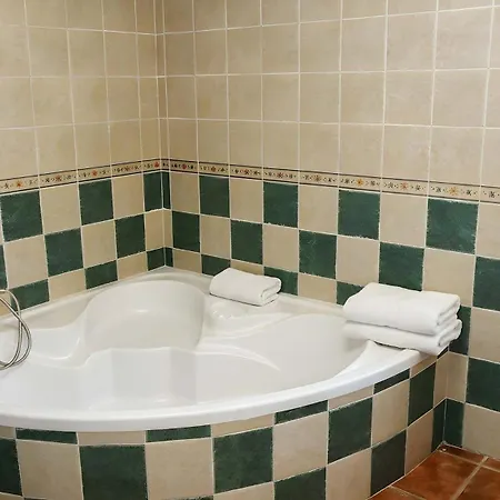Daire Casa Con Jardin Privado Y Piscina Comunitaria Con 2 Casas Solo Alquilamos A Familias