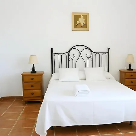 Casa Con Jardin Privado Y Piscina Comunitaria Con 2 Casas Solo Alquilamos A Familias Daire *