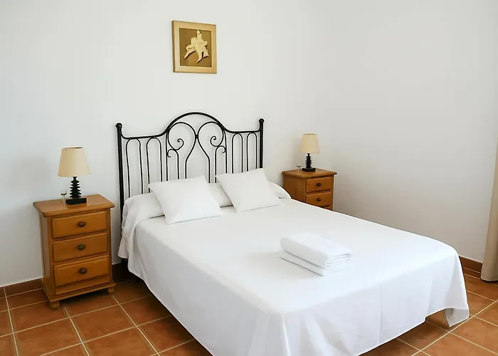 Casa Con Jardin Privado Y Piscina Comunitaria Con 2 Casas Solo Alquilamos A Familias アパート