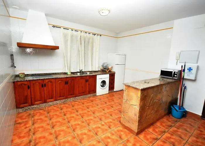 Casa Con Jardin Privado Y Piscina Comunitaria Con 2 Casas Solo Alquilamos A Familias Conil de la Frontera